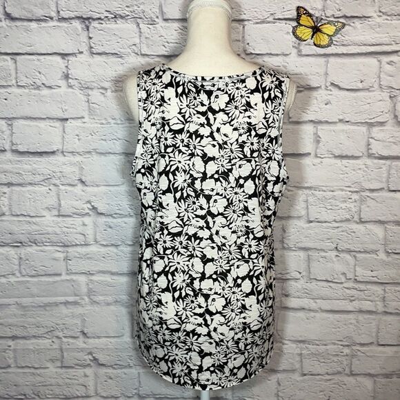 LORD And Taylor Floral Print Layered Front Sleeveless Tank Size Large. - Picture 6 of 10